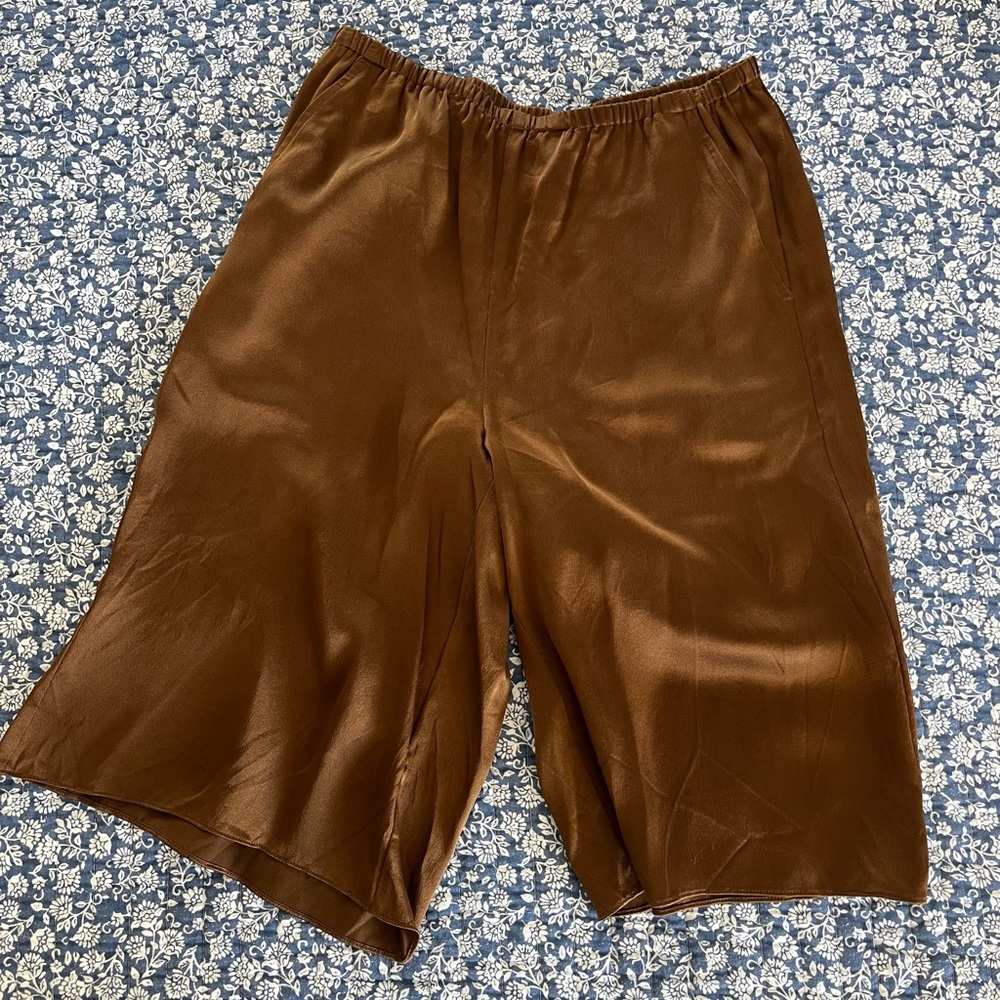Vince brown silk satin washable Bermuda shorts